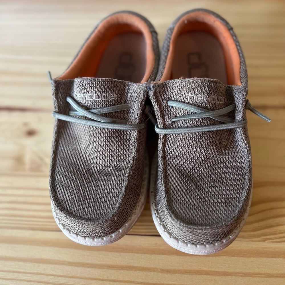 Hey Dude shoes size K13 GUC